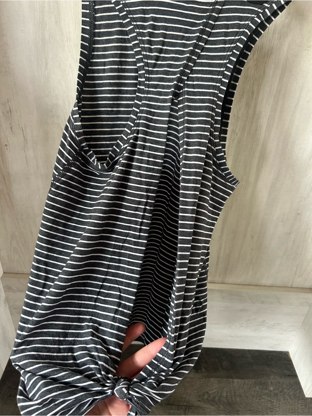 Size 2 LULULEMON TANK